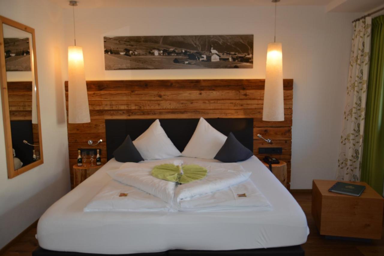 Hotel Am Roemerweg Fiss Luaran gambar
